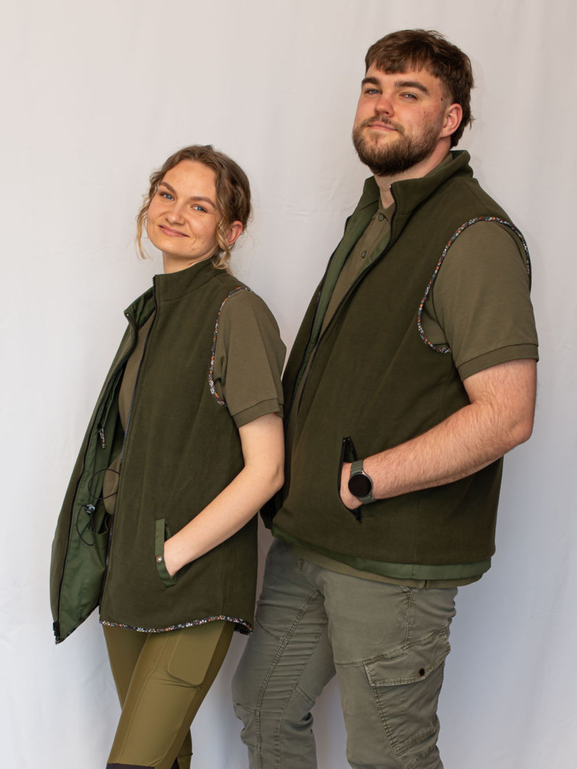 Komplektas "Šeimyna" (vyriška ir moteriška liemenės)